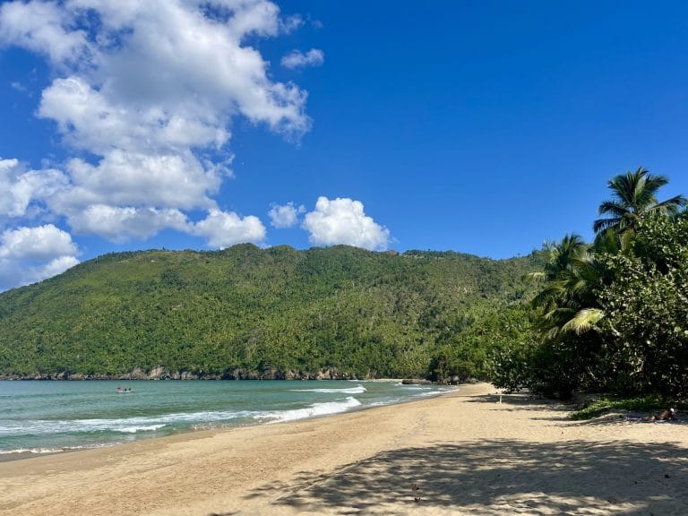 vue de la plage de El Valle à Samana en République Dominicaine